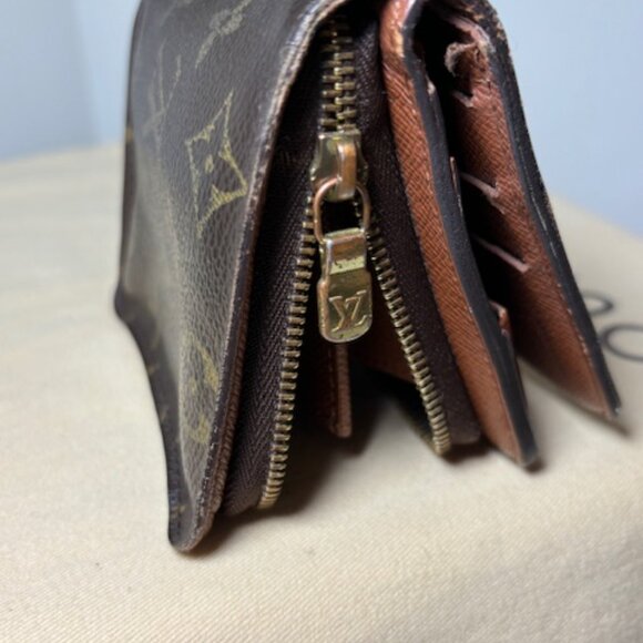 LOUIS VUITTON MONOGRAM SNAP WALLET AUTHENTIC-VINTAGE🎉 - Picture 3 of 8